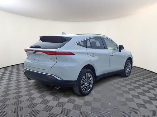 2022 Toyota Venza XLE