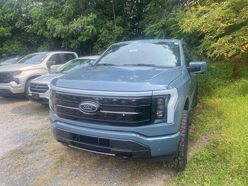 2023 Ford F-150 Lightning Platinum