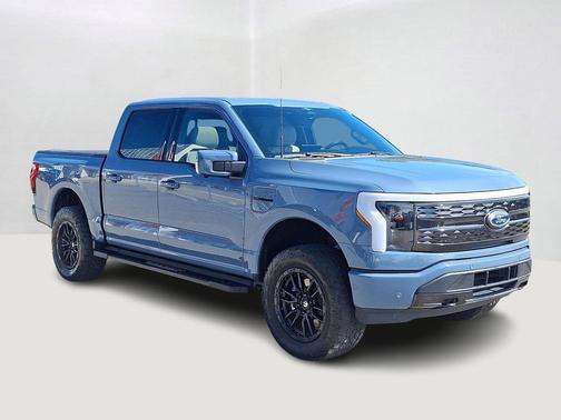 2023 Ford F-150 Lightning Platinum