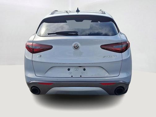 2023 Alfa Romeo Stelvio Ti