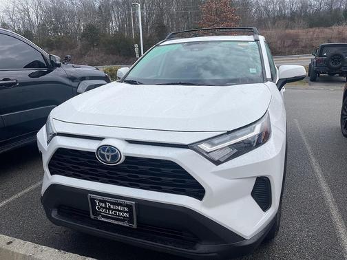 2024 Toyota RAV4 Hybrid XLE