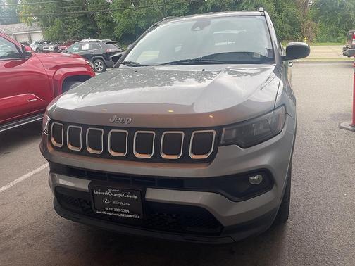 2022 Jeep Compass Latitude Lux