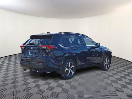 Blueprint 2023 Toyota RAV4 Prime SE