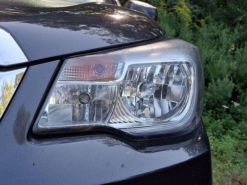 Dark Gray Metallic 2018 Subaru Forester 2.5i Premium