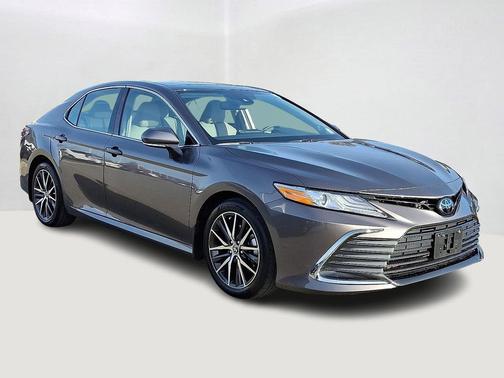 2023 Toyota Camry XLE