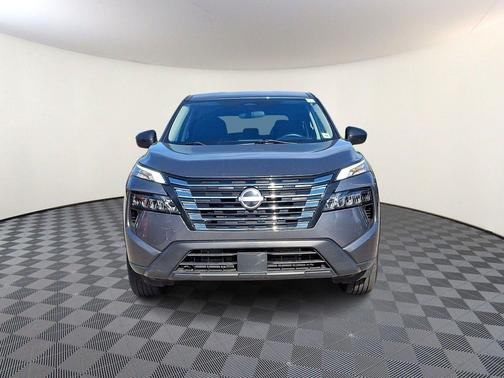Gun Metallic 2024 Nissan Rogue S