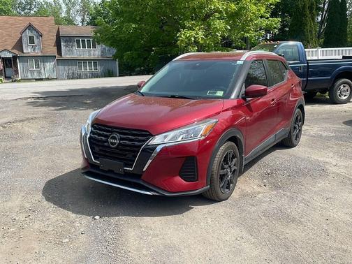 Scarlet Ember Tintcoat 2022 Nissan Kicks SV