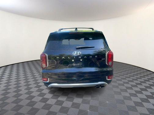 Becketts Black 2021 Hyundai PALISADE Limited