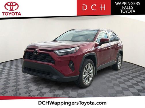 2025 Toyota RAV4 XLE Premium