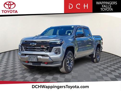 Sterling Gray Metallic 2024 Chevrolet Colorado Z71