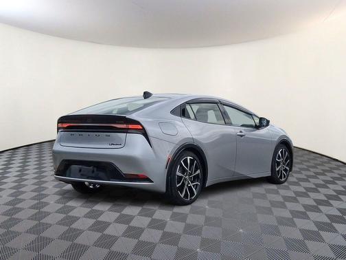 Cutting Edge 2024 Toyota Prius Prime XSE Premium