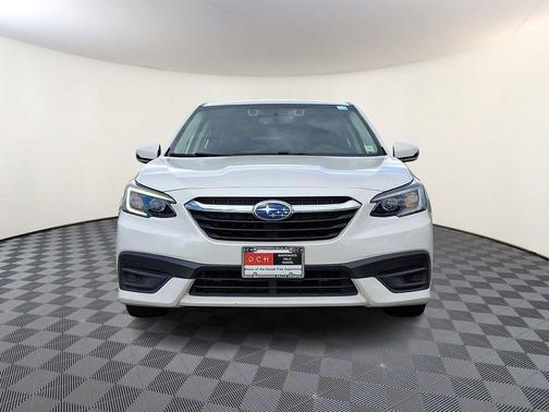 Crystal White Pearl 2022 Subaru Legacy Premium