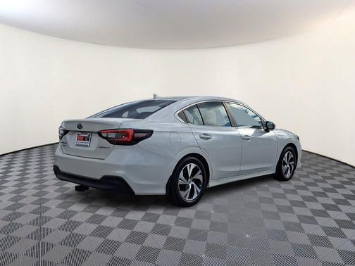 Crystal White Pearl 2022 Subaru Legacy Premium