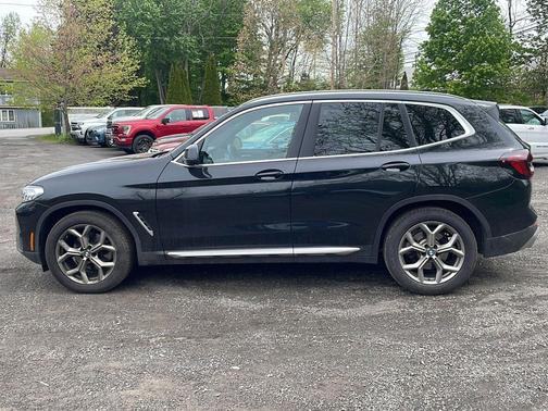 Black Sapphire Metallic 2024 BMW X3 xDrive30i