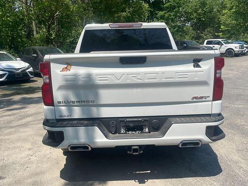 Summit White 2022 Chevrolet Silverado 1500 RST