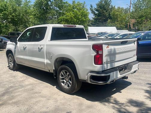 Summit White 2022 Chevrolet Silverado 1500 RST