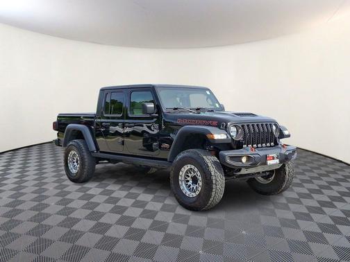 Black Clearcoat 2021 Jeep Gladiator Mojave 4x4