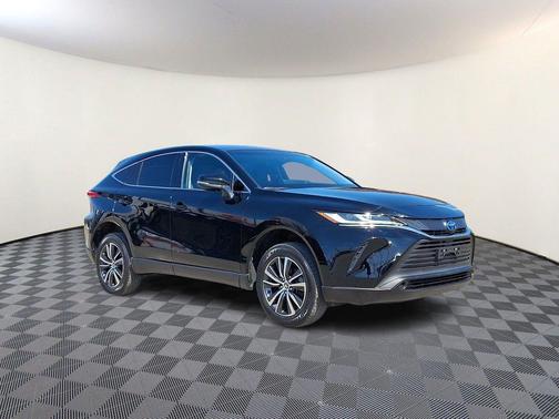 Black 2023 Toyota Venza LE