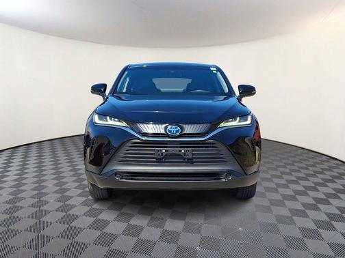 Black 2023 Toyota Venza LE