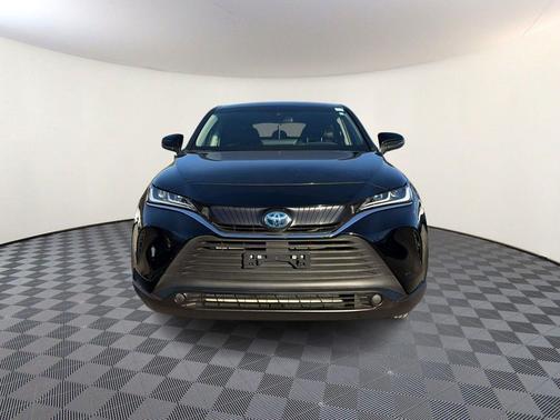 Black 2023 Toyota Venza LE