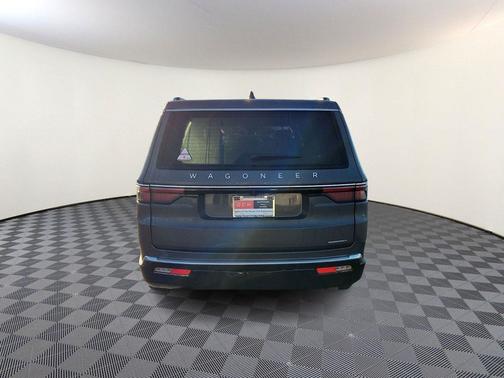 Baltic Gray Metallic Clearcoat 2024 Jeep Wagoneer Series II 4x4