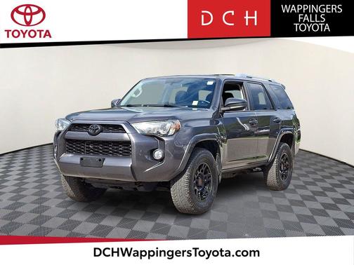 Magnetic Gray Metallic 2018 Toyota 4Runner SR5