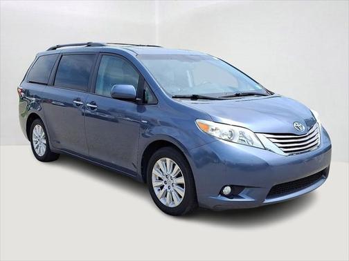 2016 Toyota Sienna XLE Premium
