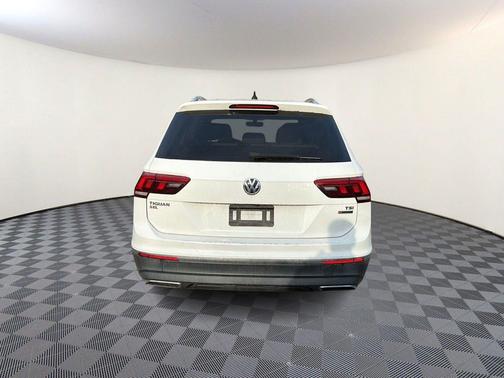 2018 Volkswagen Tiguan 2.0T SEL