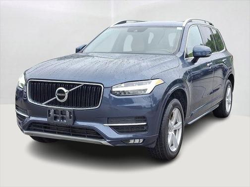 2018 Volvo XC90 T5 Momentum