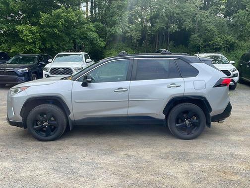 Silver Sky Metallic/Midnight Black Metallic 2021 Toyota RAV4 Hybrid SE