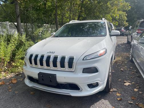 2018 Jeep Cherokee Overland