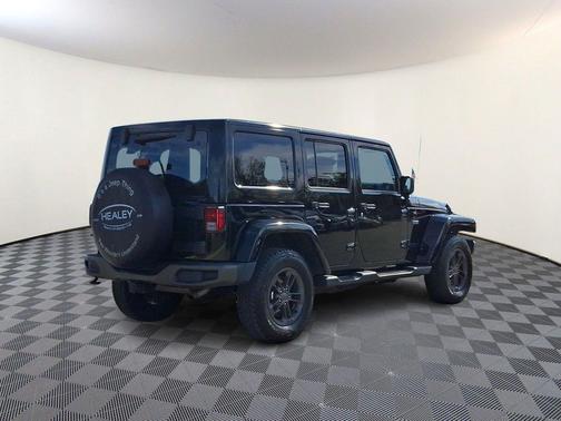Black Clearcoat 2016 Jeep Wrangler Unlimited Sahara