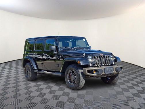 Black Clearcoat 2016 Jeep Wrangler Unlimited Sahara