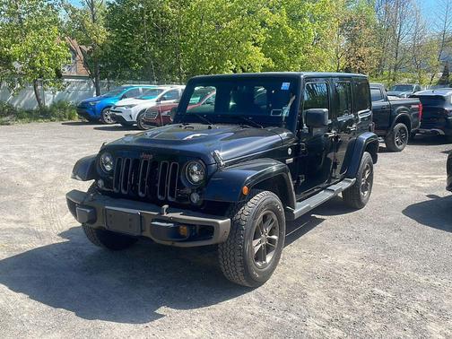 Black Clearcoat 2016 Jeep Wrangler Unlimited Sahara