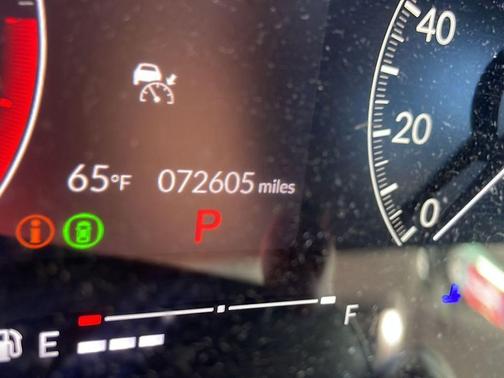 Platinum White Pearl 2022 Honda Civic EX-L