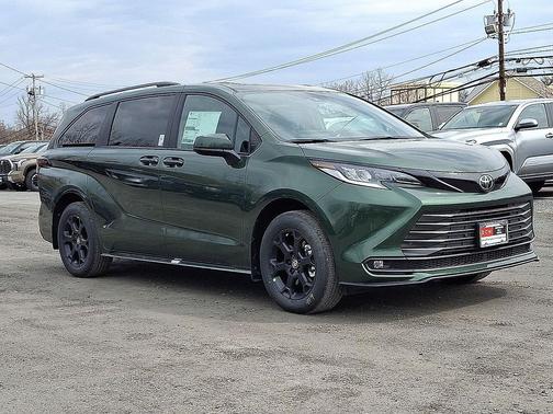 Cypress 2026 Toyota Sienna Woodland Edition