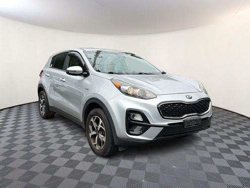 Sparkling Silver 2020 Kia Sportage LX