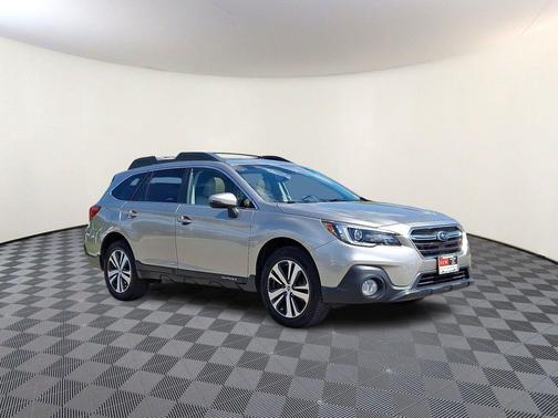 Tungsten Metallic 2018 Subaru Outback 2.5i Limited