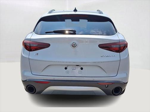 2022 Alfa Romeo Stelvio Ti