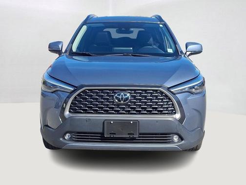 2022 Toyota Corolla Cross XLE