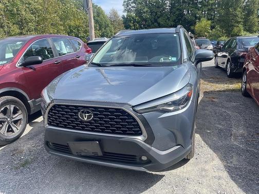 2022 Toyota Corolla Cross XLE