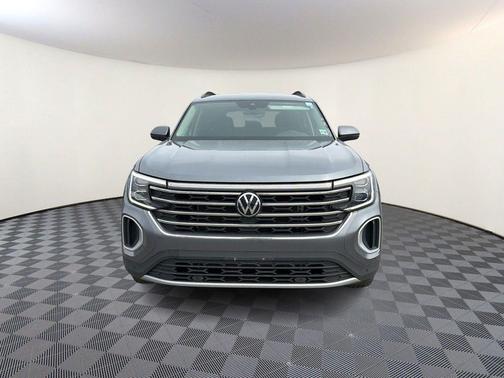 2025 Volkswagen Atlas 2.0T SE w/Technology 4MOTION