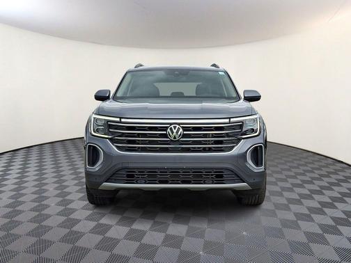 2025 Volkswagen Atlas 2.0T SE w/Technology 4MOTION