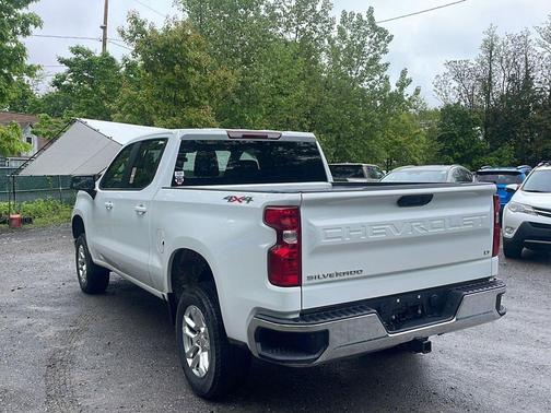 Summit White 2023 Chevrolet Silverado 1500 LT