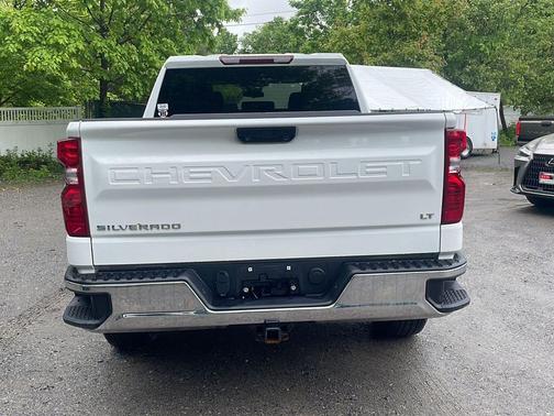 Summit White 2023 Chevrolet Silverado 1500 LT