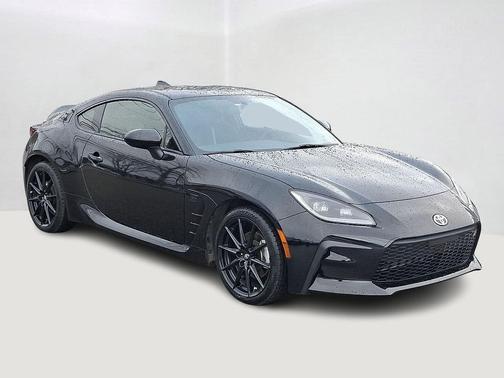 2024 Toyota GR86 Premium