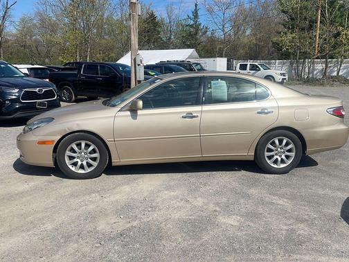 Mystic Gold Metallic 2002 Lexus ES 300 Base
