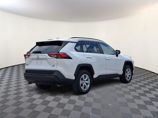 Super White 2020 Toyota RAV4 LE