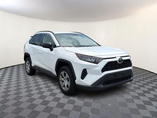 Super White 2020 Toyota RAV4 LE