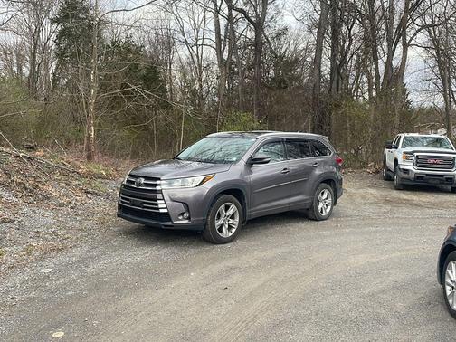 Predawn Gray Mica 2017 Toyota Highlander Limited